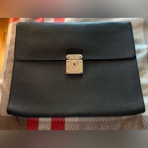 vuitton tablet case